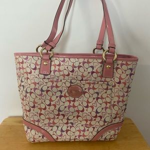 Coach Waverly Chelsea Pink Heart Leather Tote